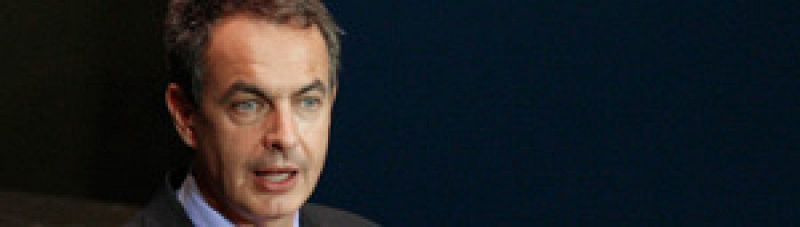 Zapatero pide "respeto" para el editorial del Estatut, que admite haber leído "con mucho interés"