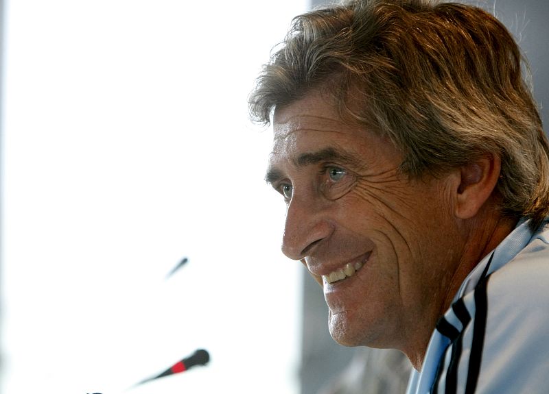 Pellegrini: "Quizá nos falta la soltura del Barcelona, pero no juegan mejor"