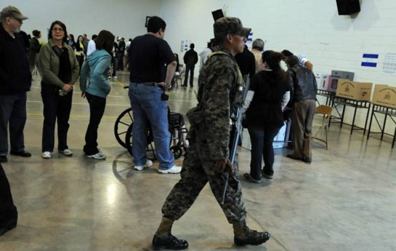 Ley seca en Honduras para elegir presidente "con ayuda de Dios"