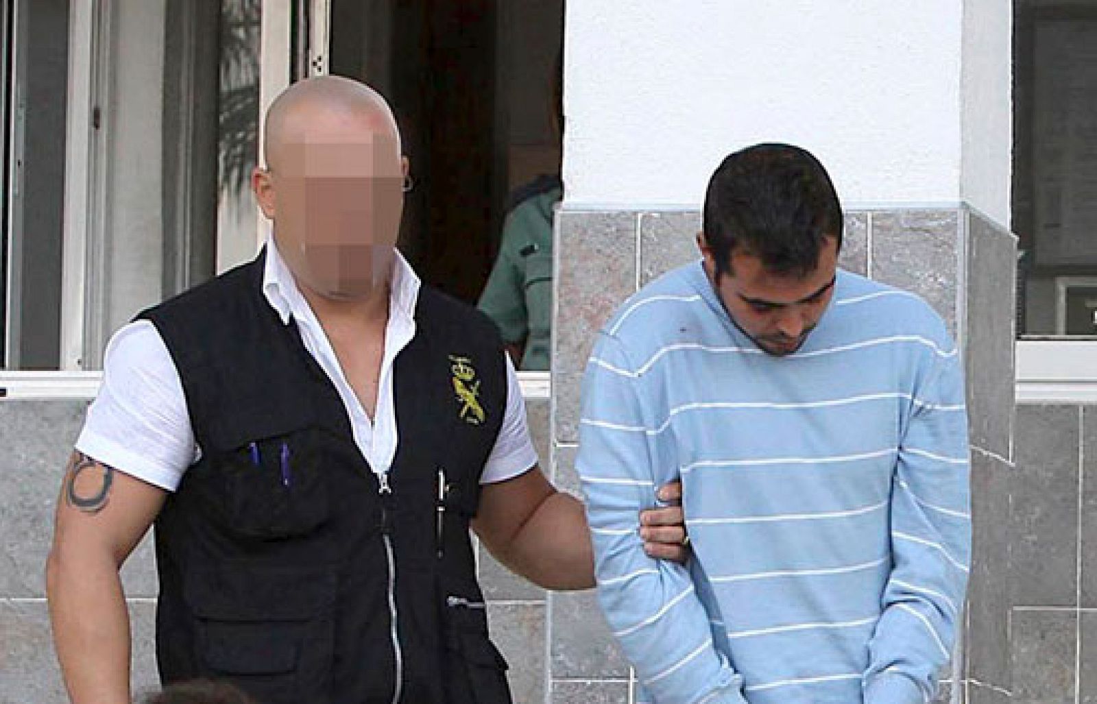 En libertad sin cargos el joven al que acusaron del asesinato de la hija de su pareja | Ver