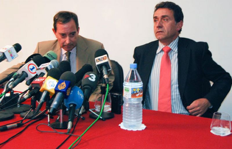 El embajador "ni confirma ni desmiente" si se conoce el paradero de los cooperantes catalanes