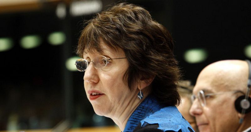 Catherine Ashton se defiende de las críticas por su nombramiento como alta representante de la UE