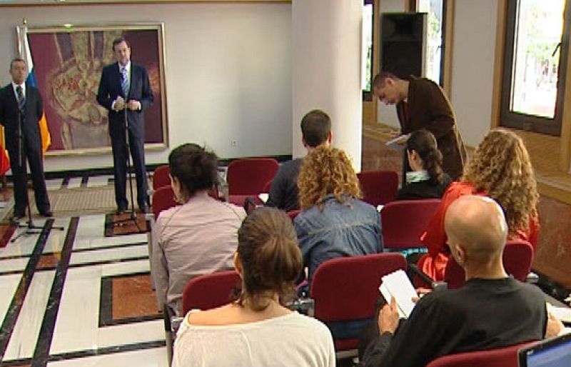 El PP pide a González-Sinde que dimita tras ser "desautorizada" por Zapatero