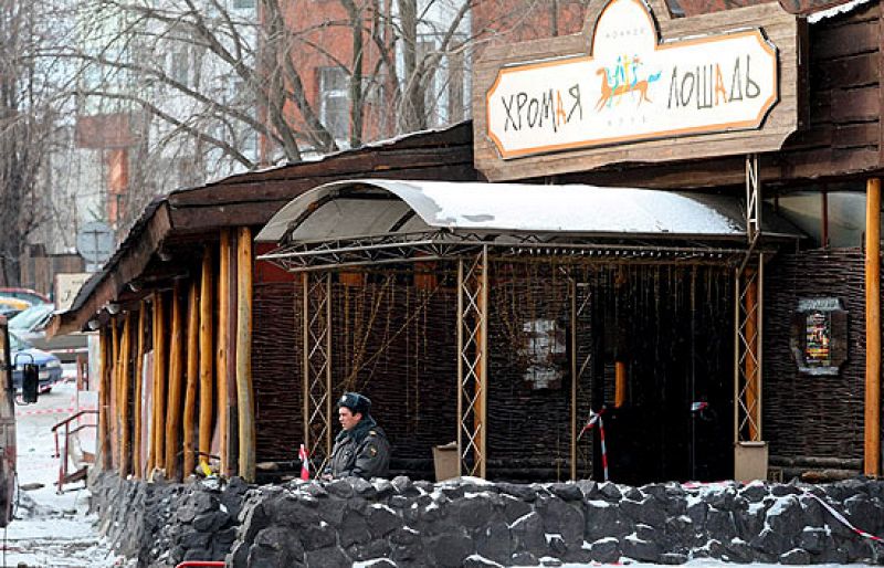 Un incendio en un club nocturno de Rusia deja más de 100 muertos y, al menos, 130 heridos