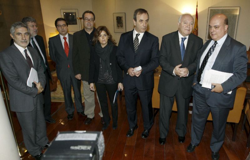 El Gobierno reclama una posición común sobre Haidar y el PP le pide que "redoble la diplomacia"