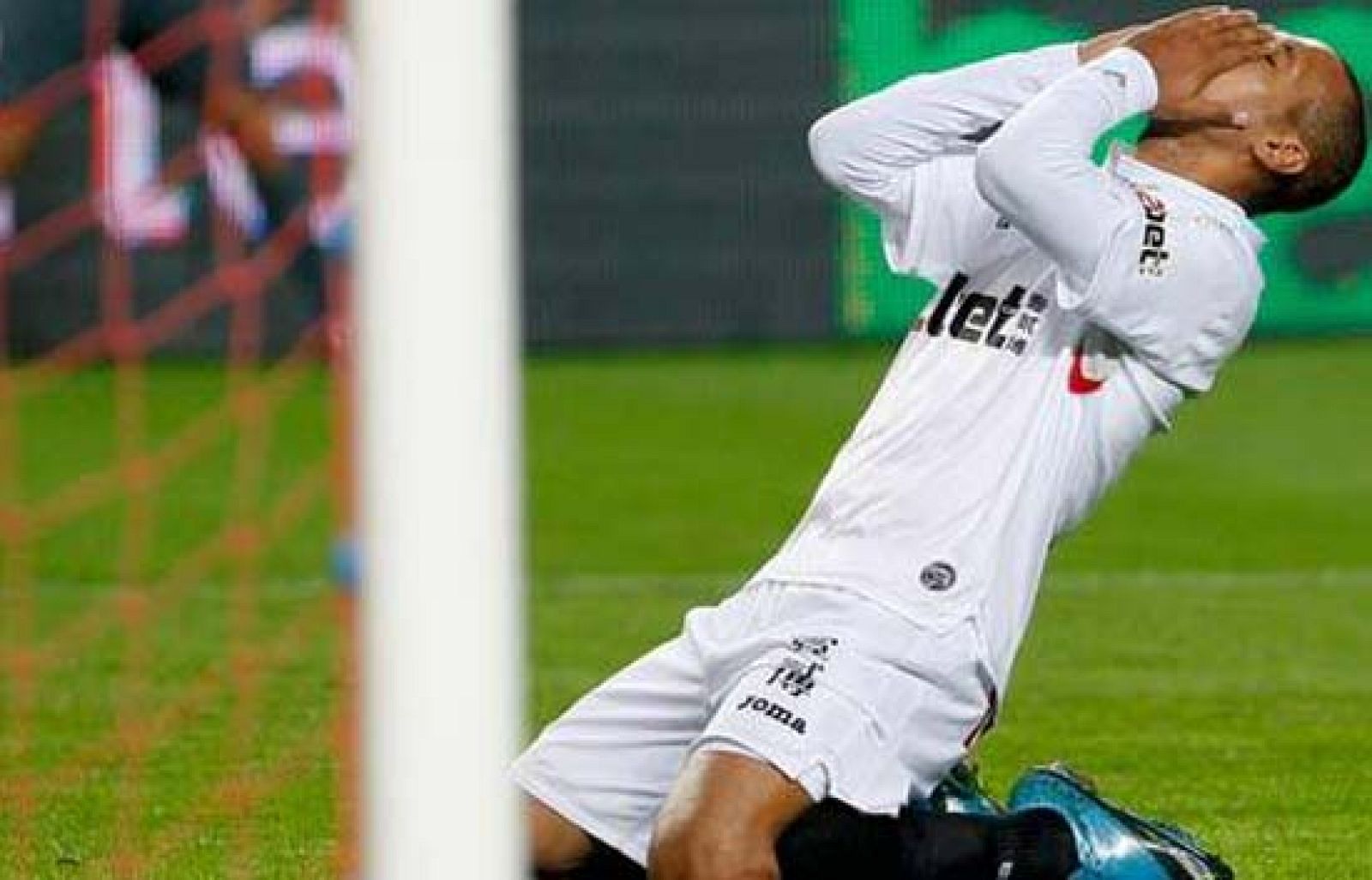 Luis Fabiano, tres semanas K.O. - Champions League | Ver