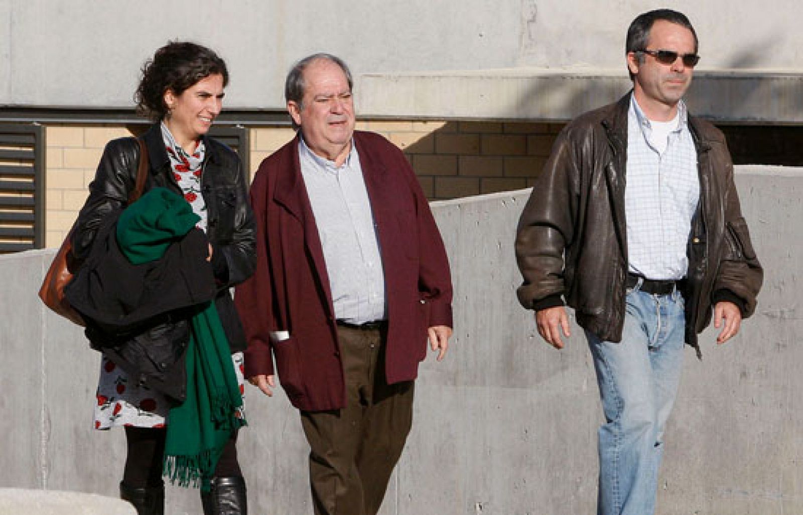 Los ex altos cargos de CiU, Lluìs Prenafeta y Maciá Alavedra, salen de prisión | Ver