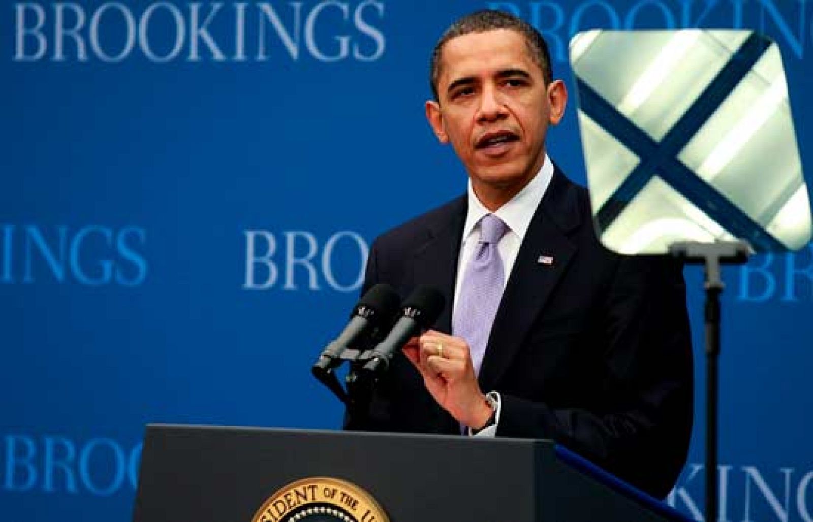 Obama anuncia nuevas medidas para estimular la economía | Ver