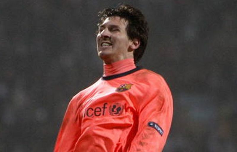 Messi sufre un esguince y es duda para el Espanyol