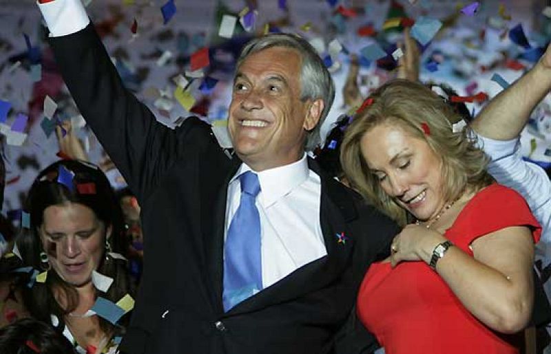 Sebastián Piñera gana en Chile pero se disputará la presidencia con Frei en la segunda vuelta