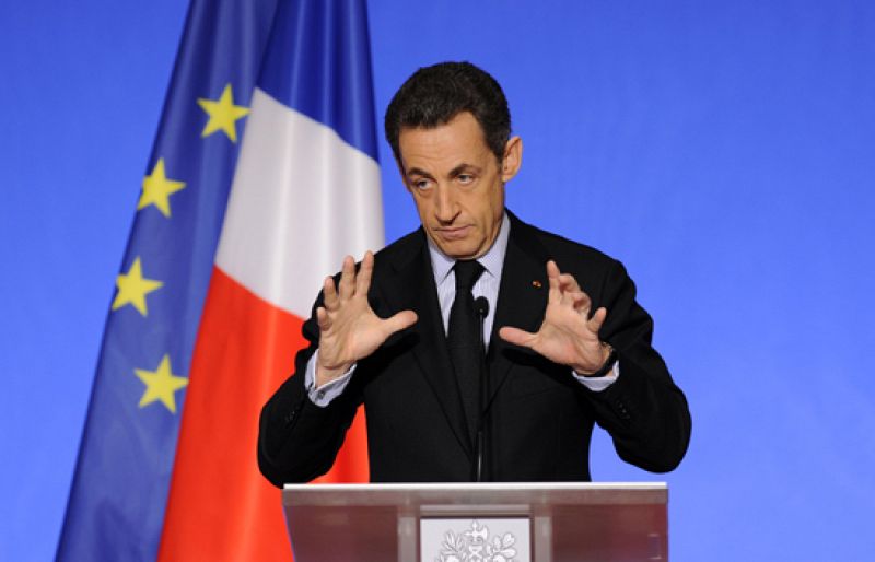 Sarkozy anuncia un gran plan de inversión con 35.000 millones de dinero público