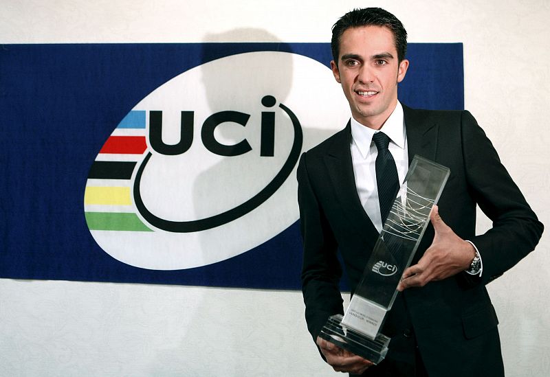Contador: "Espero a un Armstrong centrado única y exclusivamente en ganar el Tour"