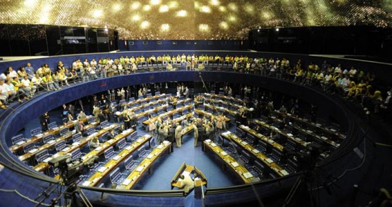 Brasil aprueba el ingreso de Venezuela a Mercosur y deja la decisión a Paraguay