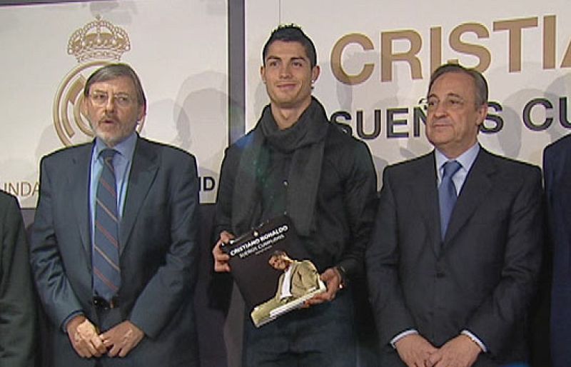 Florentino: "Contar con los mejores es una obsesión"