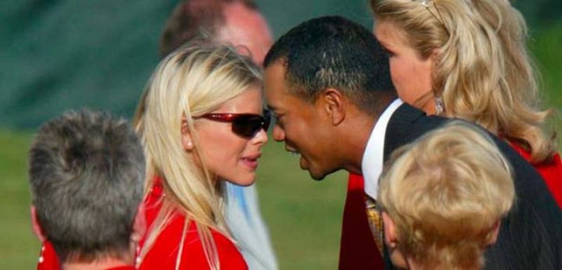 La mujer de Tiger Woods abandona la residencia familiar junto a sus hijos