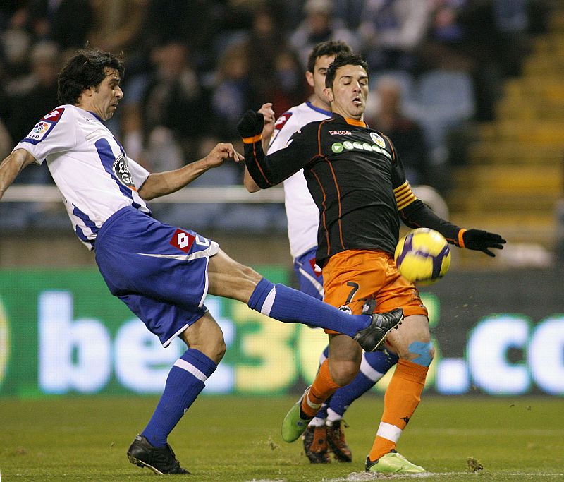 Deportivo y Valencia se reparten los puntos en el cierre de 2009