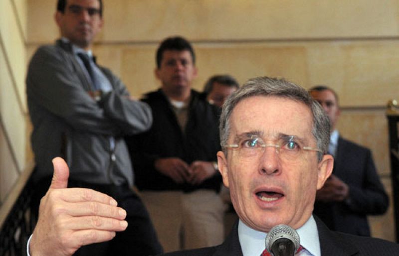 Uribe ordena el "rescate militar" del gobernador colombiano de Caquetá secuestrado por las FARC