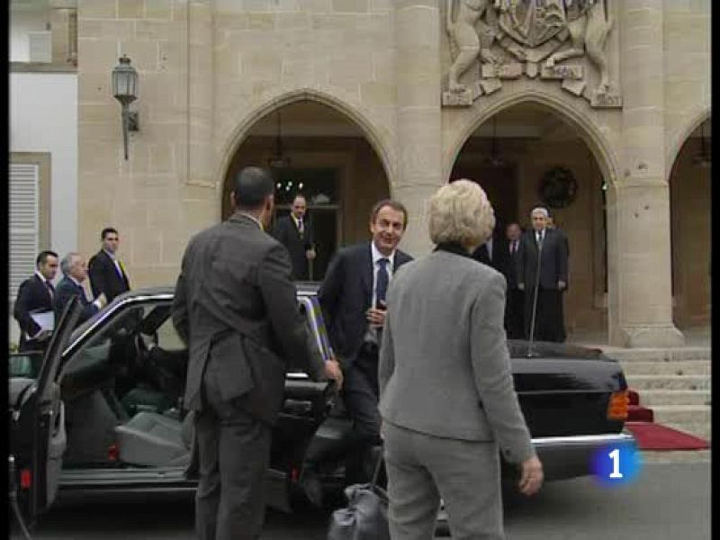 Zapatero concluye en Chipre su gira preparatoria ante la inminente presidencia española de la UE