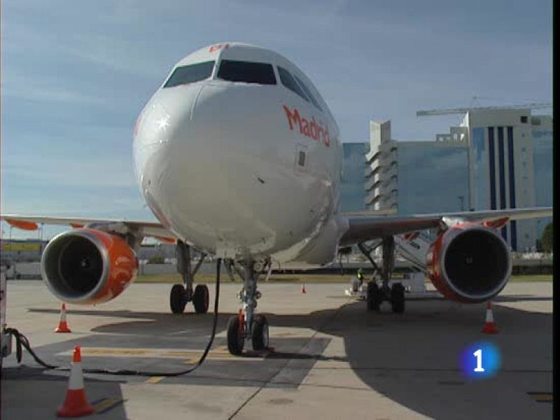 Los 130 españoles que Easyjet dejó en tierra en Marrakech se buscan la vida para volver