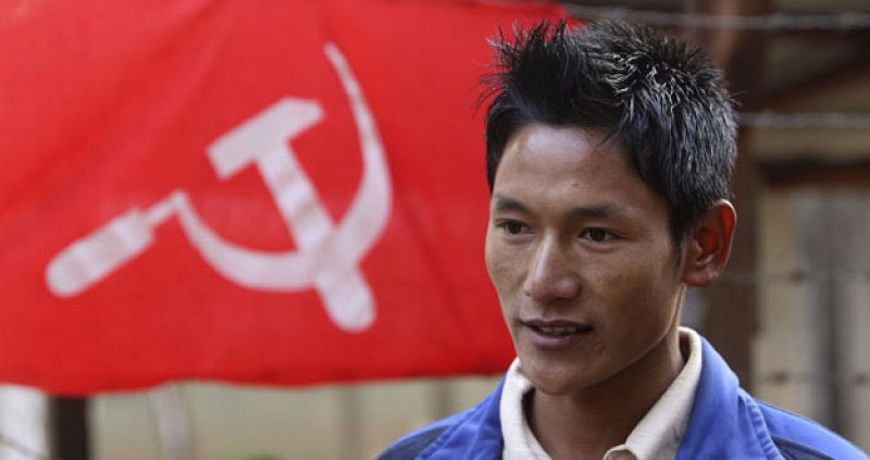 Miles de niños soldados abandonan los campamentos supervisados por la ONU en Nepal