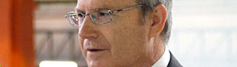 Montilla afirma que tiene "los pies en el suelo" y anima a "plantar cara al PP" por el Estatut