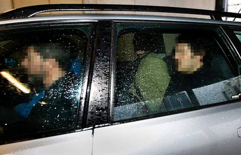 Detenidos en Portugal dos presuntos etarras tras abandonar una 'furgoneta-bomba' en Zamora