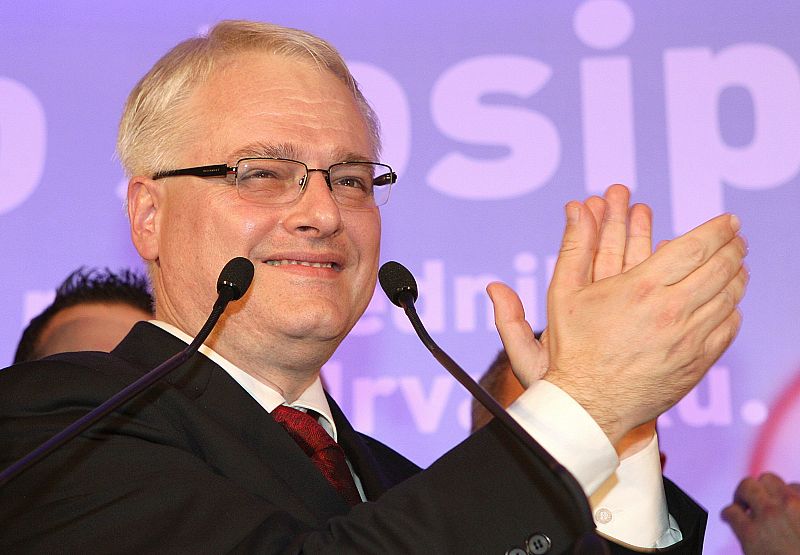 Croacia elige presidente a Josipovic para integrarse en Europa y luchar contra la corrupción