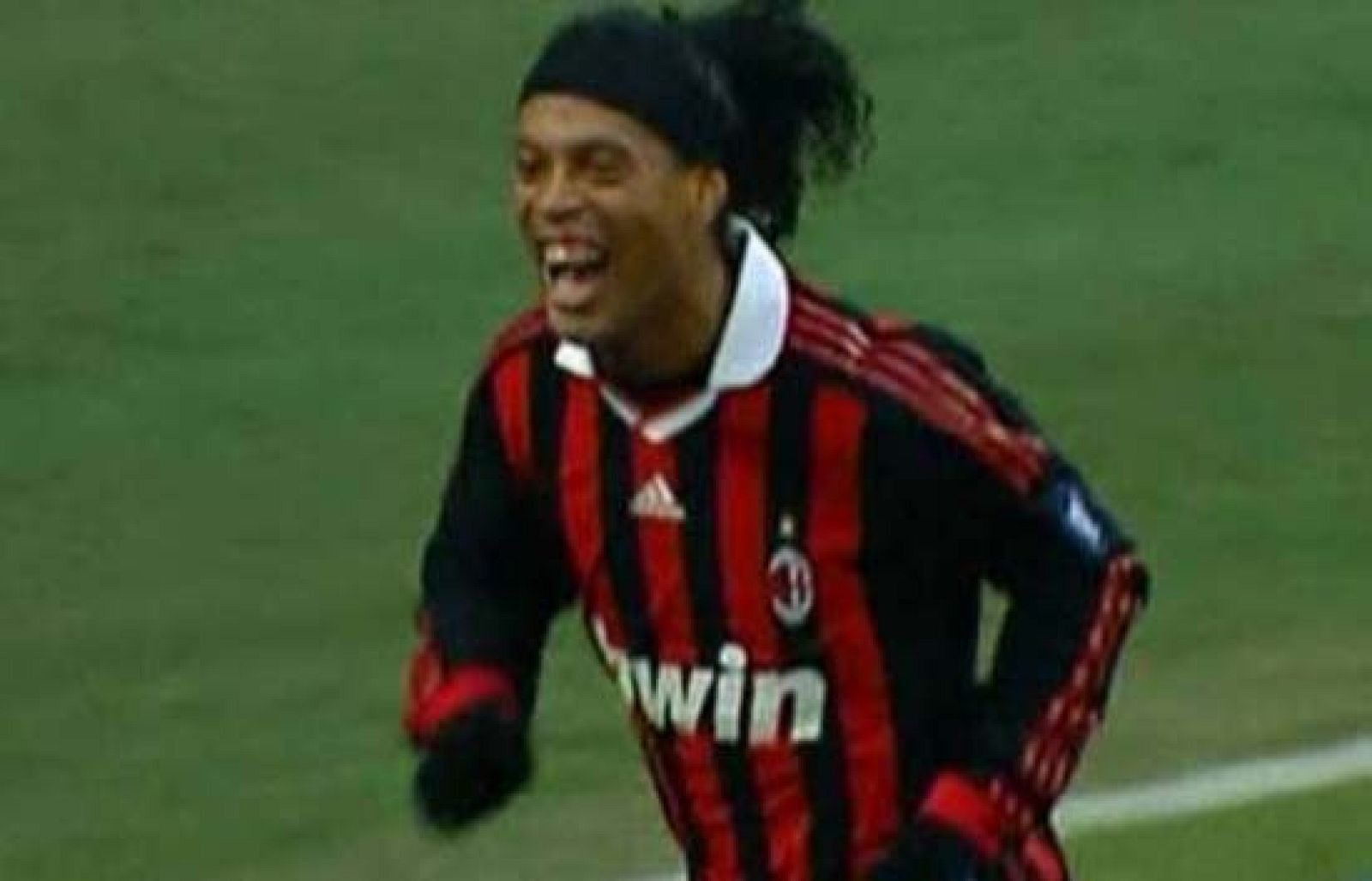 Vuelve el mejor Ronaldinho | Ver