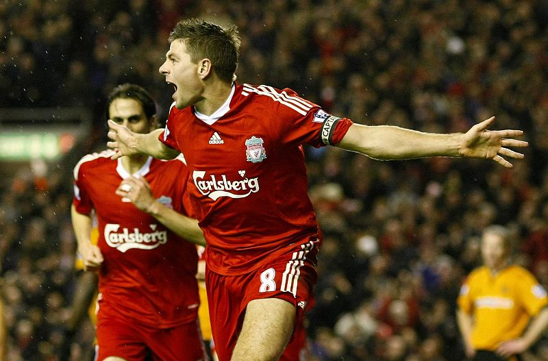 Gerrard tilda de "tonterías" los rumores sobre su posible marcha al Real Madrid