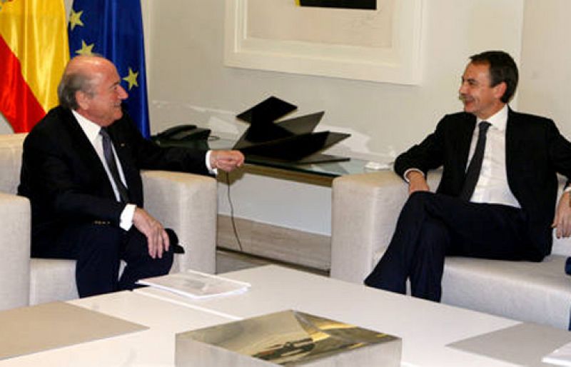 Zapatero apoya ante Blatter la candidatura España y Portugal para el Mundial