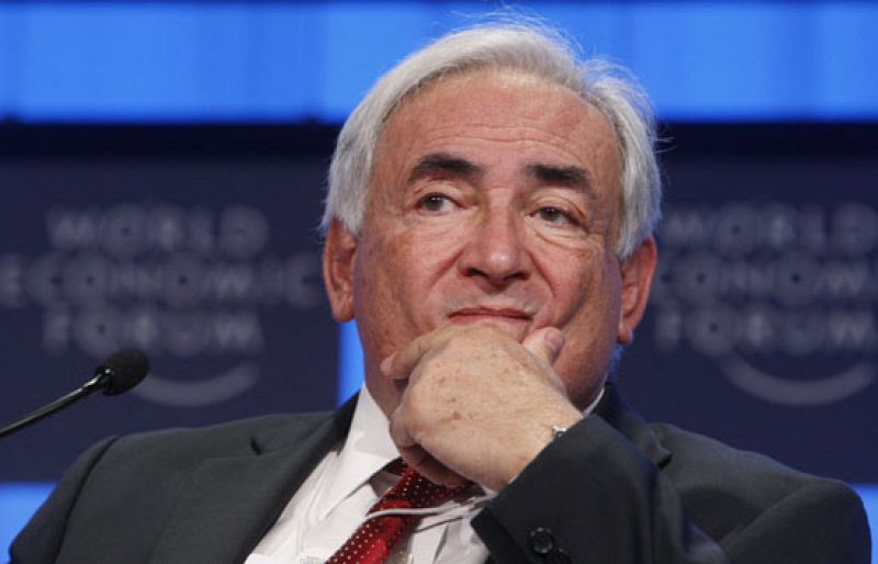 Dominique Strauss-Kahn dice que el crecimiento es más rápido de lo esperado, pero frágil