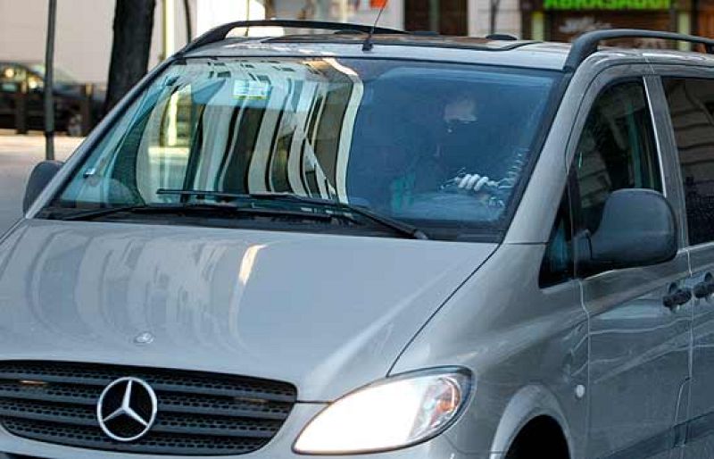 El juez Velasco decreta prisión provisional para cinco de los etarras detenidos el martes