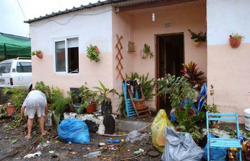 Canarias declara el fin de la situación de emergencia nivel dos