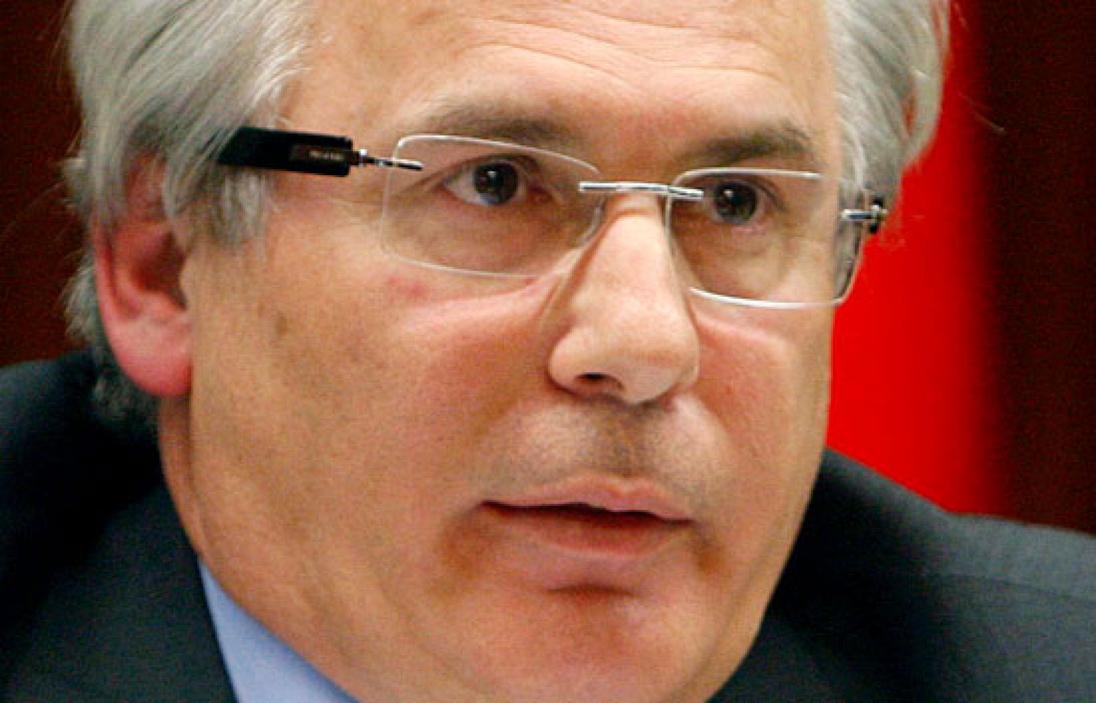 El magistrado del Supremo que investiga a Garzón por su causa al franquismo ve motivos para juzgarlo | Ver