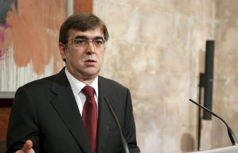 Antich expulsa a UM del Govern, el Consell y el Ayuntamiento de Palma y gobernará con el Bloc