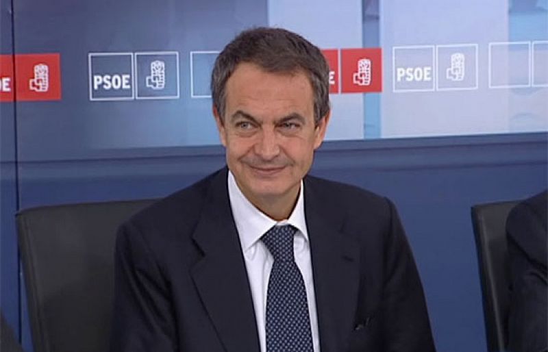 Zapatero pide comparecer en el Congreso para explicar la situación económica
