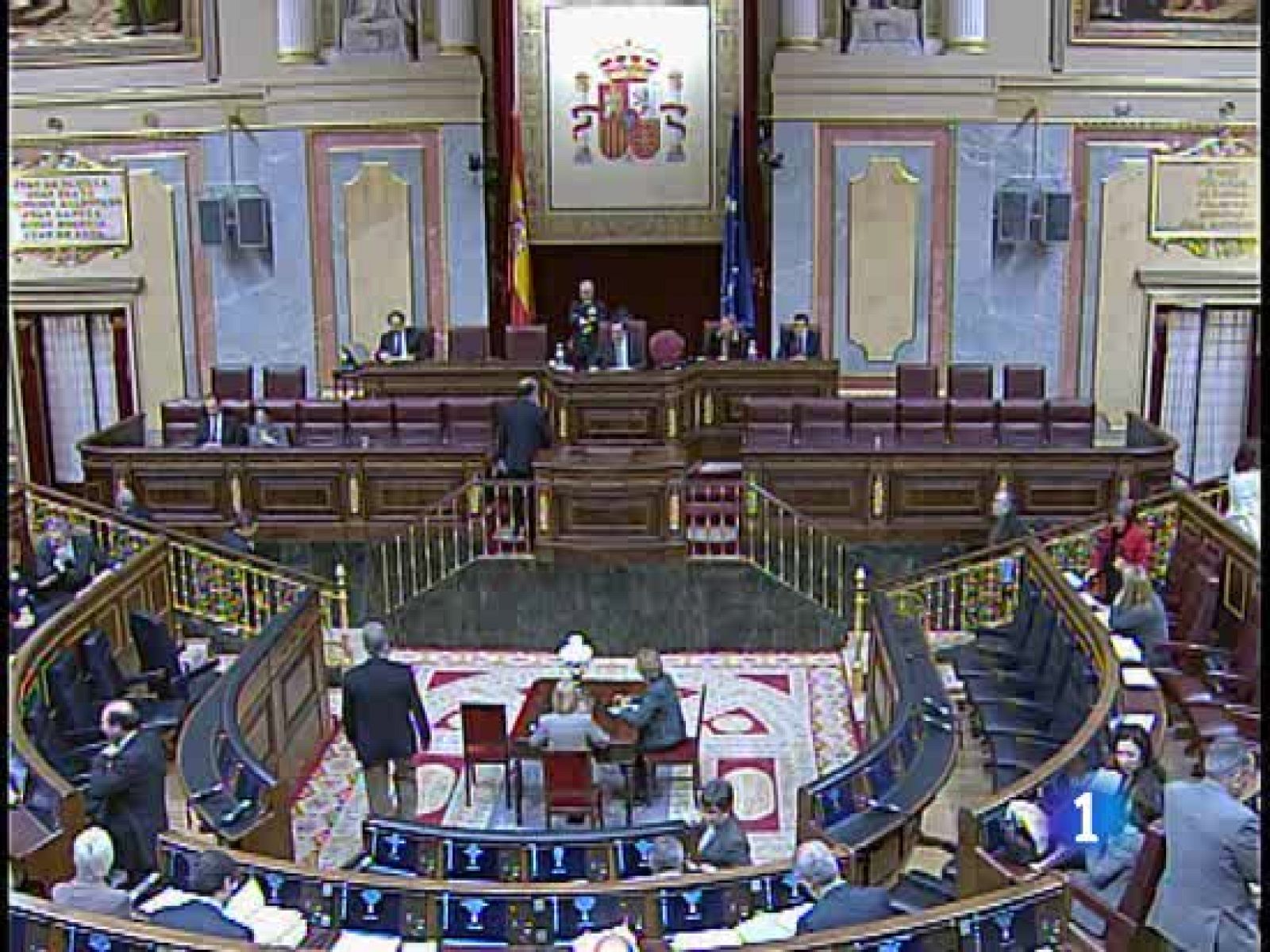 El Congreso ha convalidado hoy el decreto sobre controladores aéreos que aprobó el viernes el Gobierno | Ver