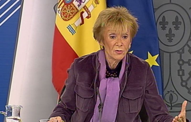 El Gobierno valora que el Rey "arrime el hombro" para ayudar a salir de la crisis