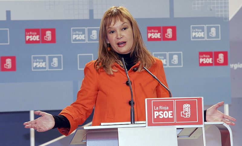 Leire Pajín reprocha al Partido Popular su falta de apoyo y acuerdo con PSOE