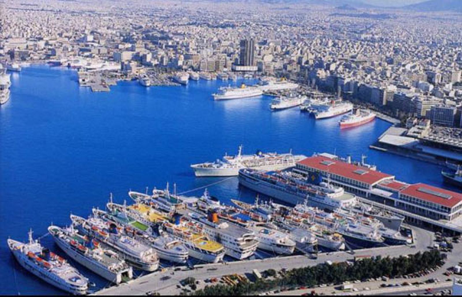 La mayoría de los griegos se prepara para el ajuste económico | Ver