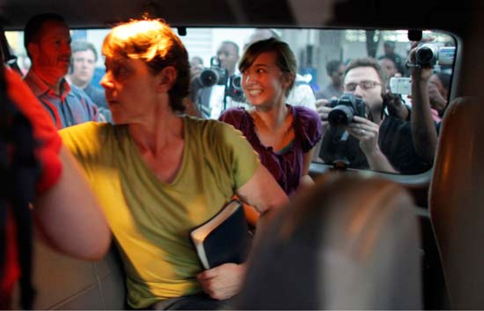 Liberan a ocho de diez estadounidenses acusados de secuestrar niños en Haití | Ver