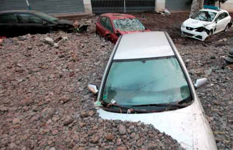 Las autoridades elevan a 42 cifra de víctimas mortales en el temporal de Madeira