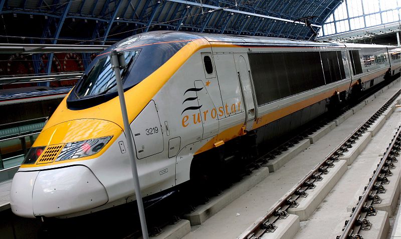 Un fallo en un tren de Eurostar obliga a rescatar a más de 700 pasajeros