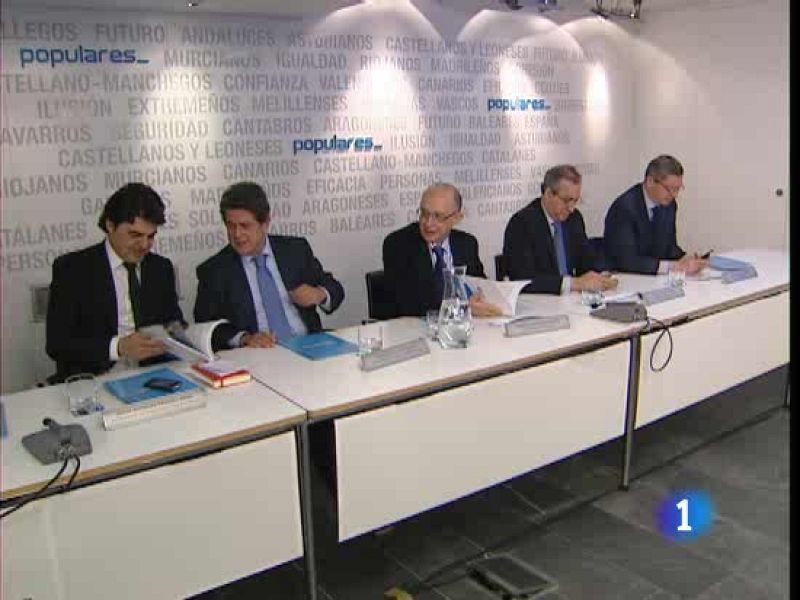 Aguirre solucionaría la crisis con una coalición con cargos del PP en Economía y Trabajo