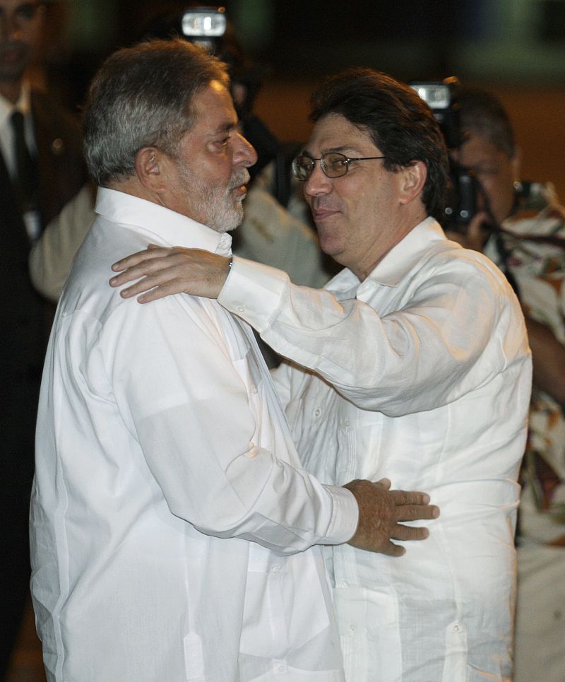 Lula da Silva visita Cuba y reafirma su apoyo al régimen de Castro