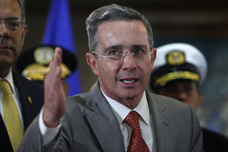 El Tribunal Constitucional colombiano vota si Uribe puede ser reelegido para un tercer mandato