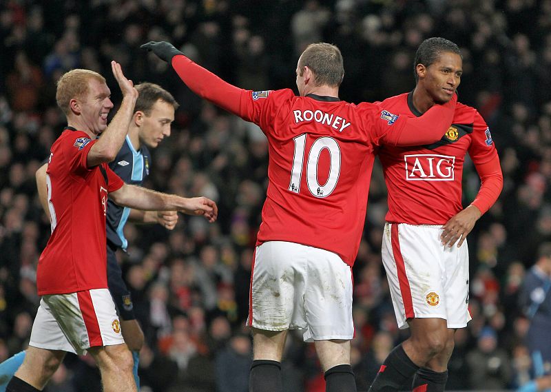 El United defiende su corona en la Carling