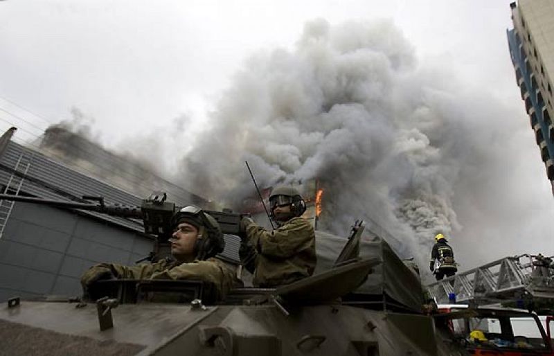 Chile se convierte en un campo de batalla para saqueadores y saqueados tras el terremoto