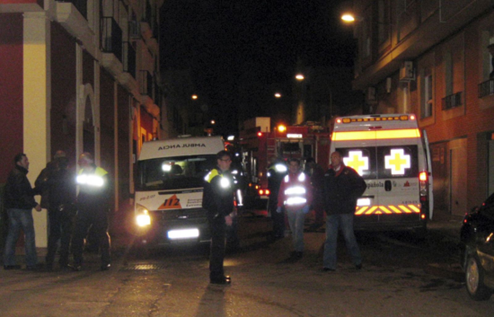 Dos hermanos de dos años han muerto en Almendralejo, Badajoz, al incendiarse su casa.