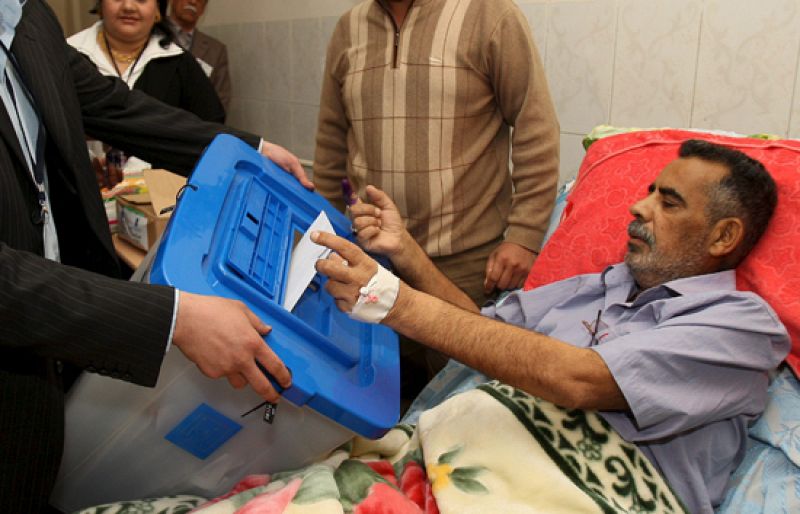 Comienzan a votar los iraquíes residentes en el extranjero ante los comicios del domingo